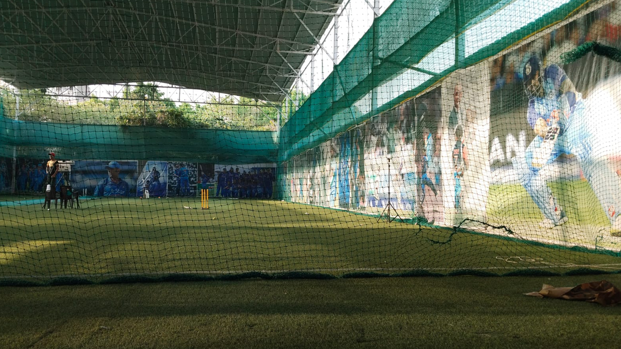 MK Blind And Chick Maker